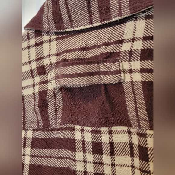 Men's Duluth Trading Co. Fleece Lined Relaxed-Fit Deep Brown Plaid Shirt Jac - M - Picture 7 of 12